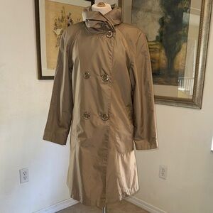 GALLERY Elegant Tan Ruffle Neck Women's Coat Size Small